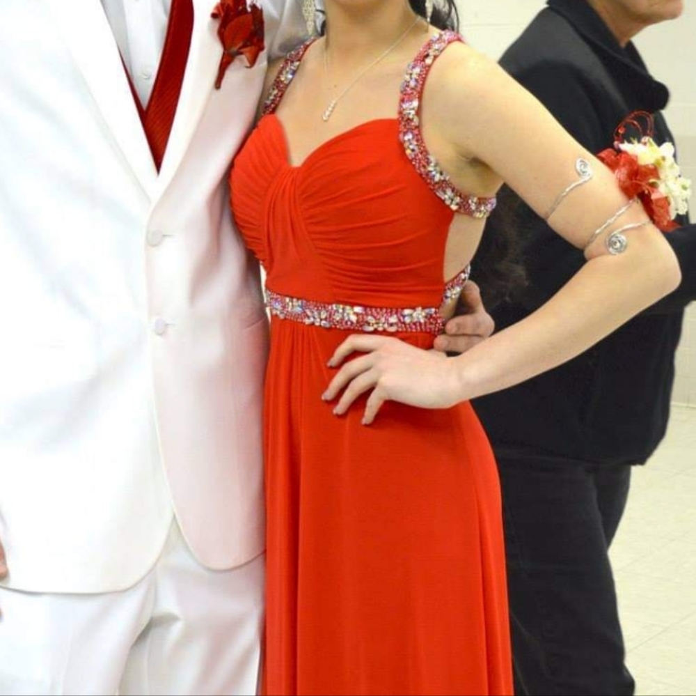 Faviana gown size 2